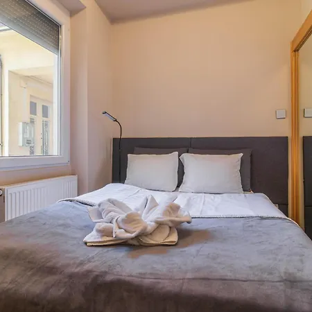 Castel View Apartment *